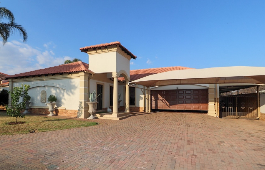 3 Bedroom Property for Sale in Wilkoppies North West